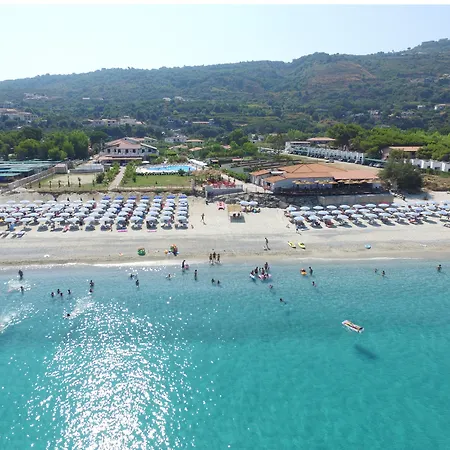 Villaggio Borgo Marino