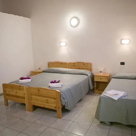 Villaggio Borgo Marino Hotel 3*