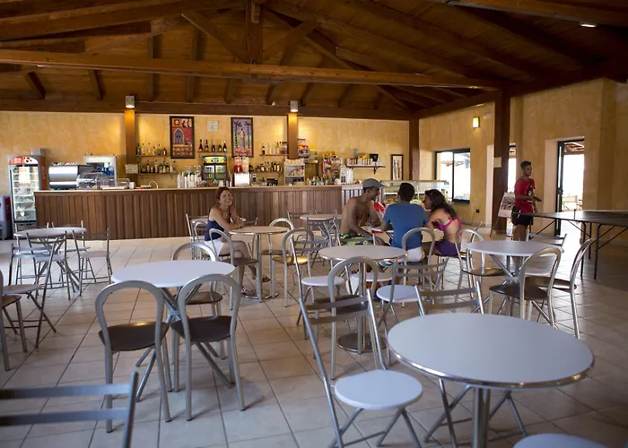 Szálloda Villaggio Borgo Marino 3*