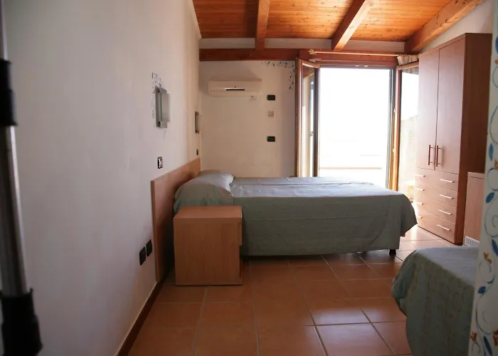 Villaggio Borgo Marino מלון